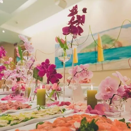 Belvedere Regina Hotel 4*